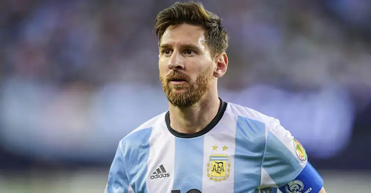 ’নির্দিষ্ট শর্তে’ বিশ্বকাপে খেলতে চাইছেন মেসি