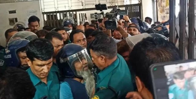 আমি পাওয়ারকে সিজদা করি
