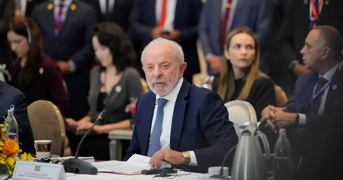 জাতিসংঘ একদমই কাজ করছে না, নিরাপত্তা পরিষদ অকার্যকর: লুলা