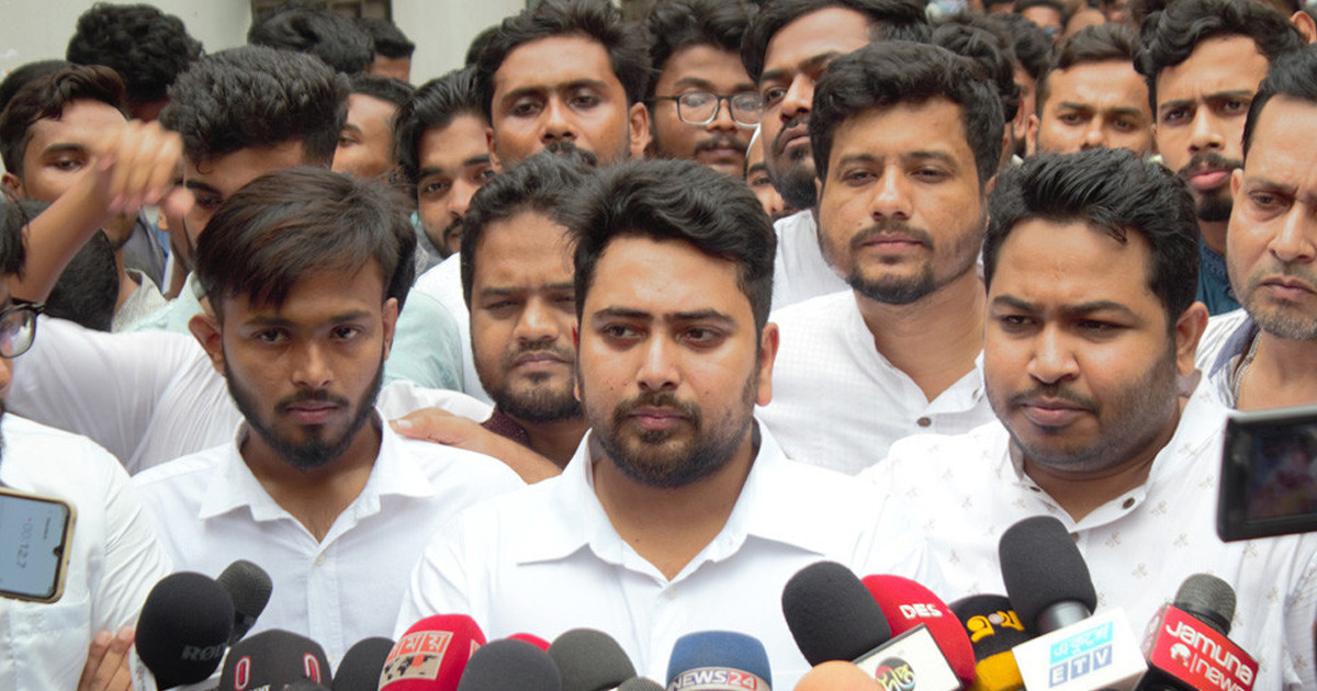 আমরা এককভাবে নির্বাচনের প্রস্তুতি নিচ্ছি : নাহিদ ইসলাম