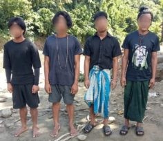 বান্দরবানে অস্ত্র, গুলি ও বিস্ফোরকসহ আটক ৬