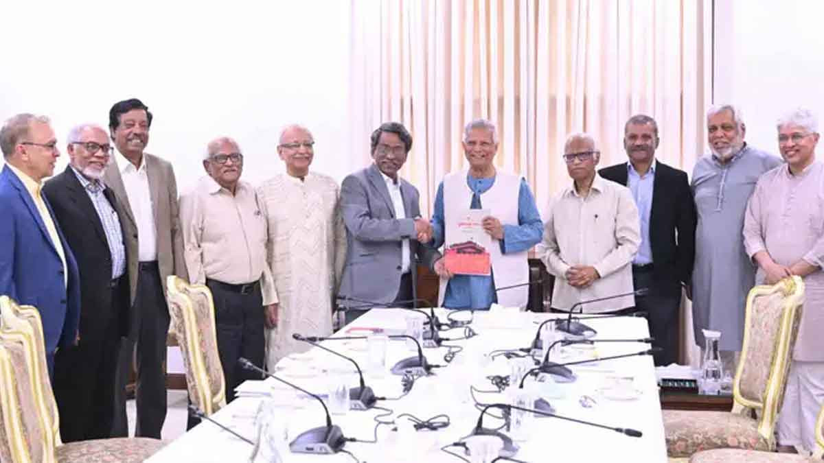 ঐকমত্য কমিশন জুলাই সনদ বাস্তবায়নের সুপারিশ জমা দিয়েছে