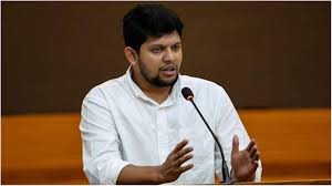 অঙ্গীকার বাস্তবায়নে আমরা অগ্রসর: তথ্য উপদেষ্টা