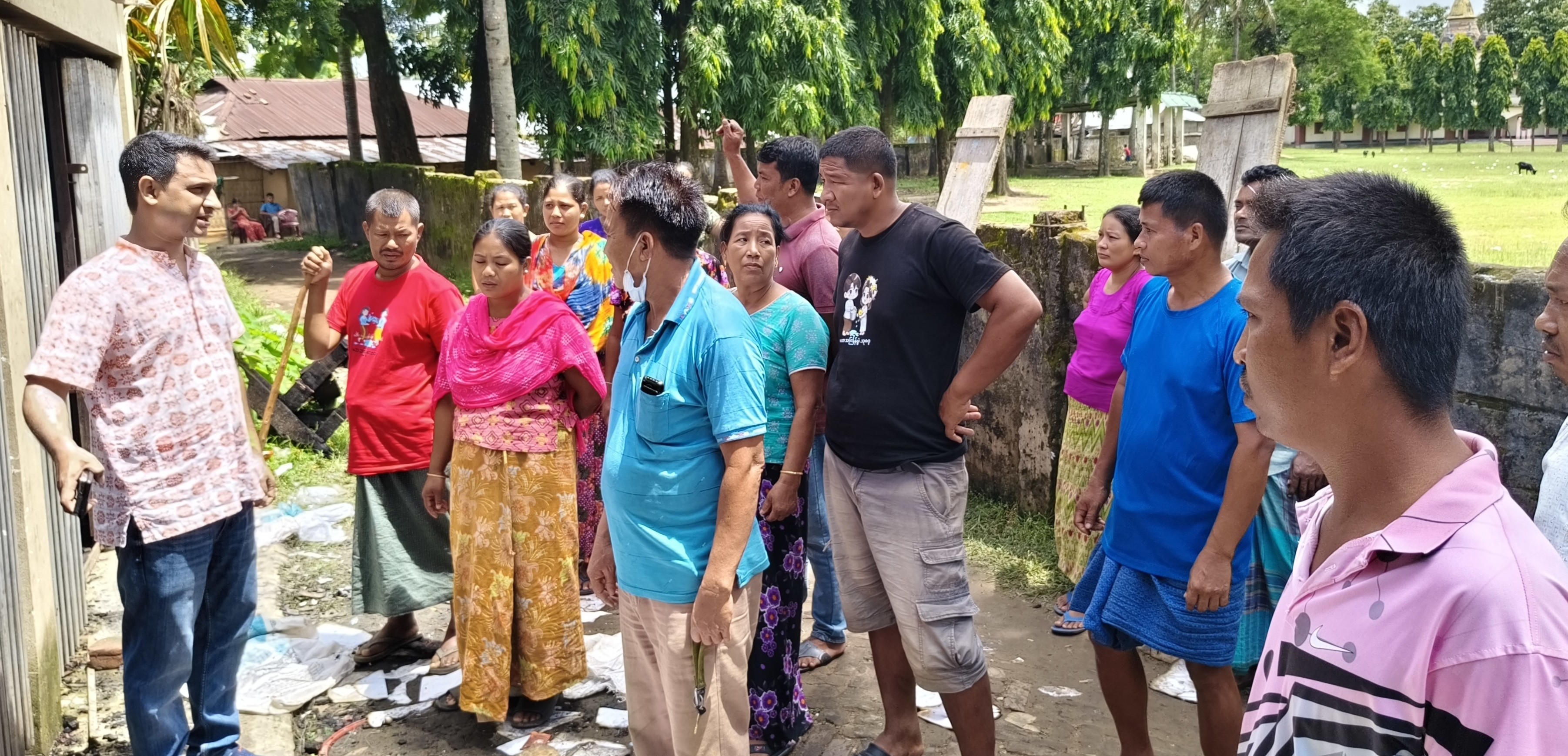 সিঙ্গিনালা বাজারে ভয়াবহ অগ্নিকাণ্ড, সহযোগিতা আশ্বাস ইউএন ‘র