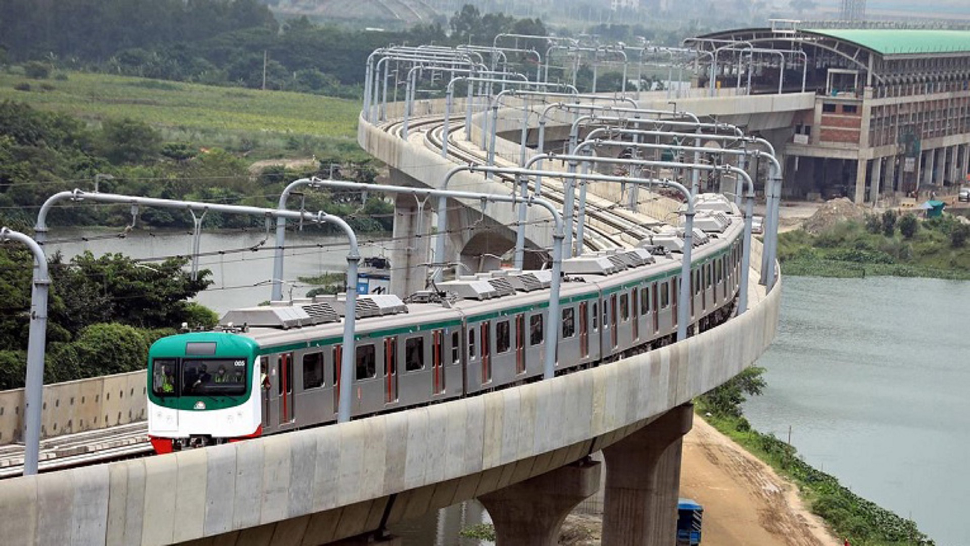 সময় বাড়ল মেট্রোরেল চলাচলের