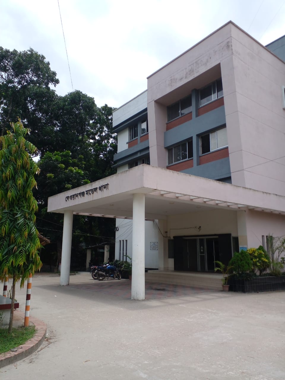 গ্রামীণ শক্তির দু'শ গ্রাহক ওয়ারেন্টের আসামি