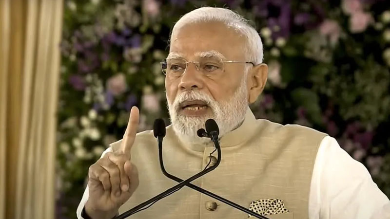 দেশবাসীকে বিদেশি পণ্য বর্জন ও আত্মনির্ভর হওয়ার আহ্বান মোদির