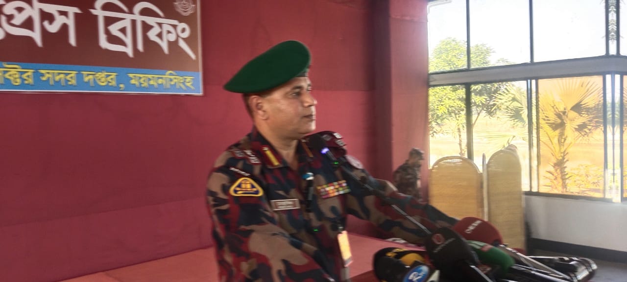 “হাদী হামলাকারীর সীমান্তপারের সত্যতা অনিশ্চি”: বিজিবি