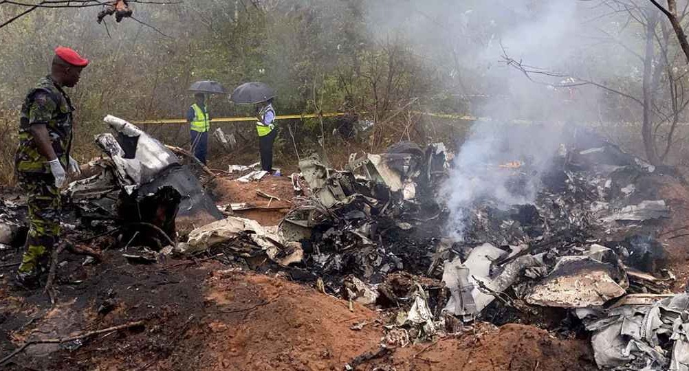 কেনিয়ায় যাত্রীবাহী বিমান বিধ্বস্ত, সব আরোহীর মৃত্যুর আশঙ্কা