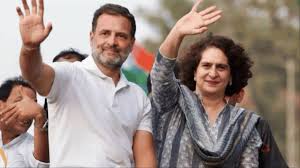 নিরপেক্ষতা ইস্যুতে বিক্ষোভকালে রাহুল ও প্রিয়াঙ্কা গান্ধী আটক