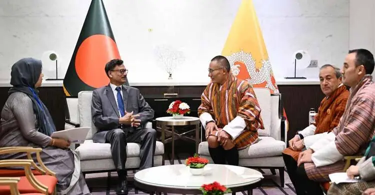 ভুটানের প্রধানমন্ত্রী ঢাকায়, দুই দিনের রাষ্ট্রীয় সফর শুরু