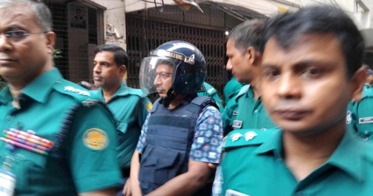 আন্দোলন দমনে মারণাস্ত্র ব্যবহারের সিদ্ধান্ত ছিল রাজনৈতিক