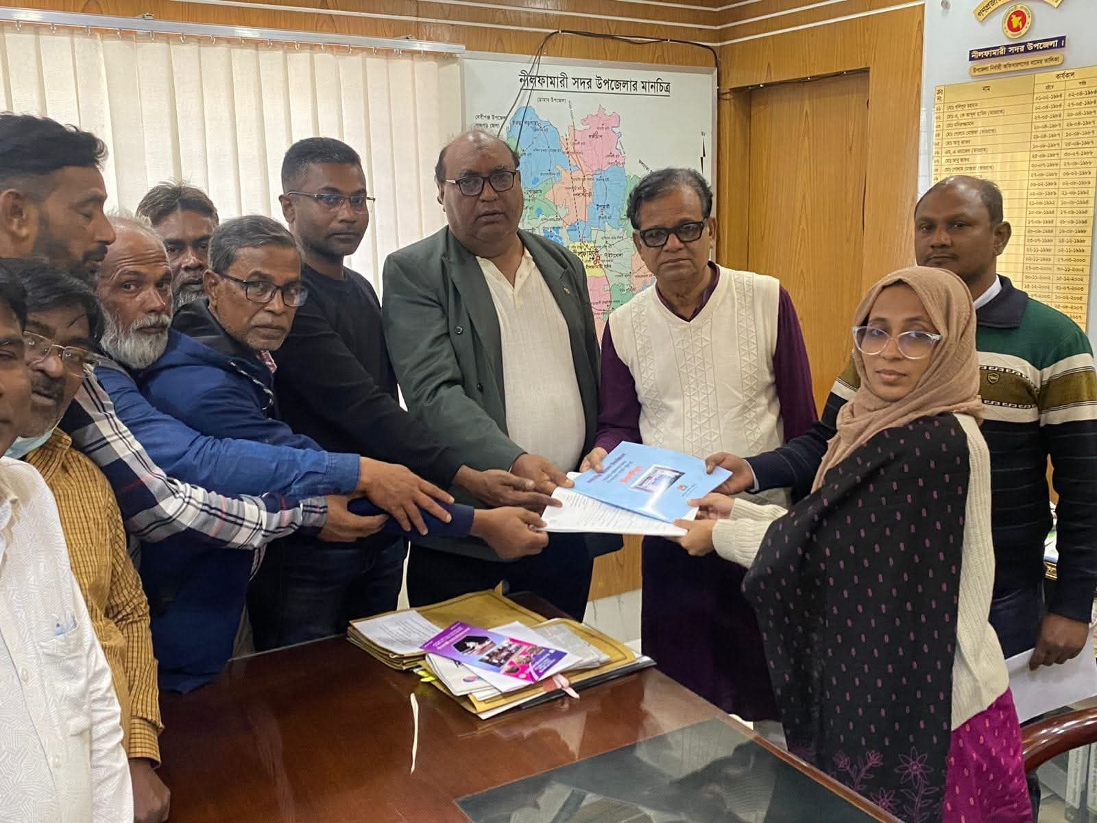 নীলফামারীতে বিএনপি প্রার্থী সহ ৮ প্রার্থীর মনোনয়নপত্রের ফরম সংগ্রহ