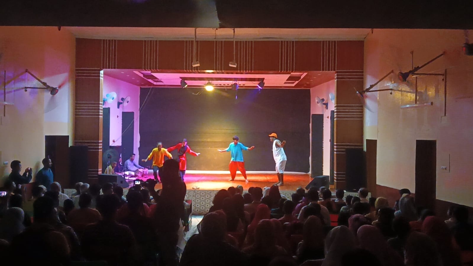 পঞ্চগড়ের বোদায় দুই যুগ পর মঞ্চ নাটক