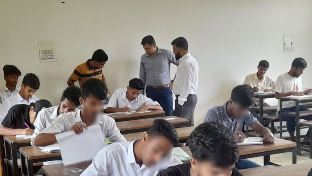 ময়মনসিংহে পরীক্ষায় নকল করার দায়ে ৪ শিক্ষার্থী বহিষ্কার