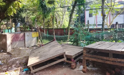 রাঙ্গামাটি বিটিসিএল অফিস ময়লার গুদামে রূপ নিয়েছে