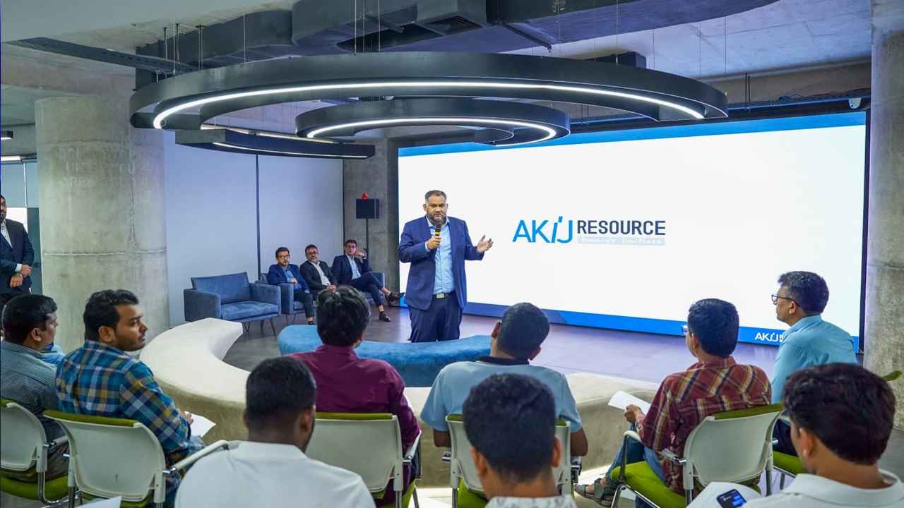 আকিজ রিসোর্সের ইসলামিক ডিজিটাল ব্যাংকের আবেদন