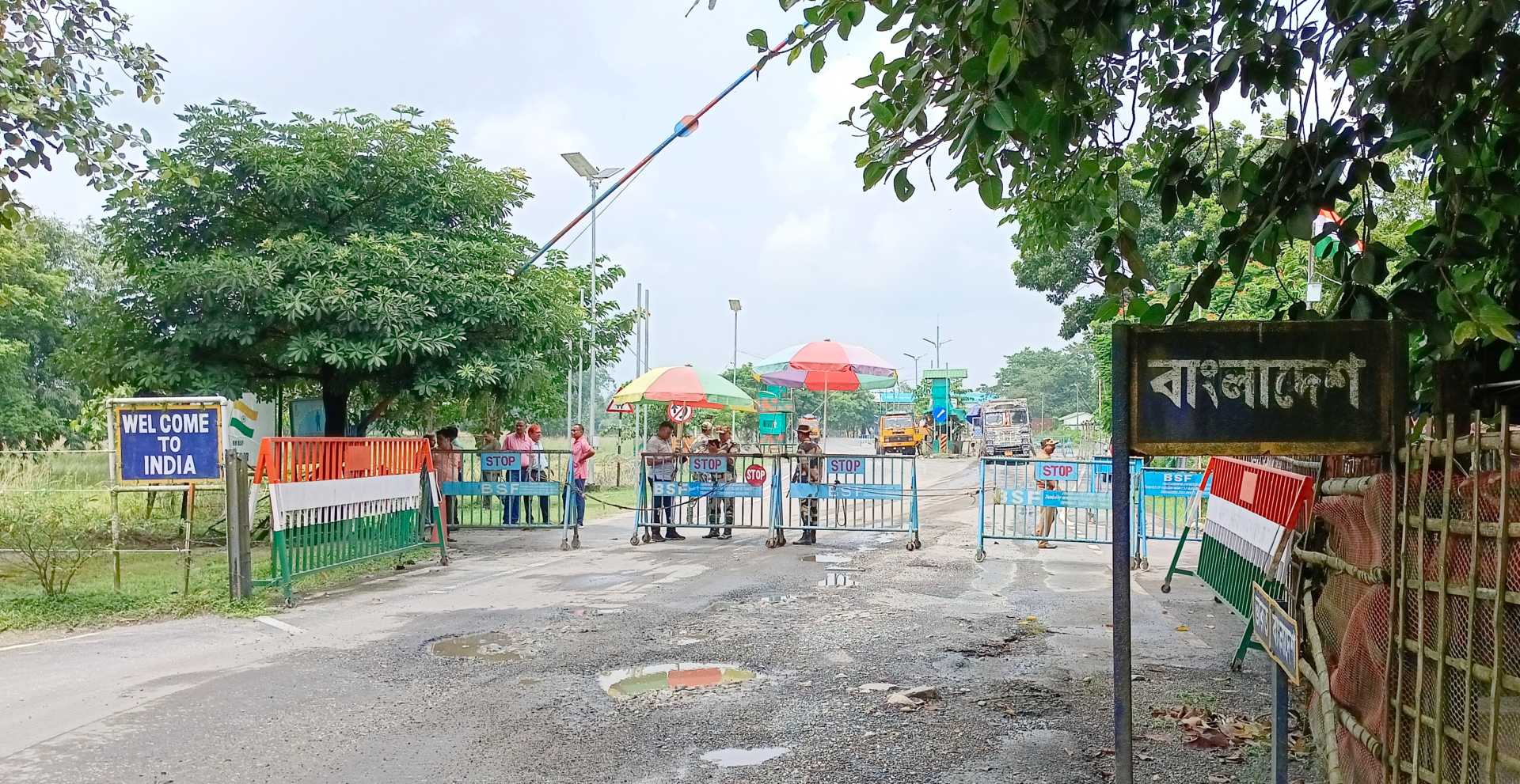 দুর্গাপূজা উপলক্ষ্যে ৮ দিন বন্ধ থাকবে বুড়িমারী স্থলবন্দর