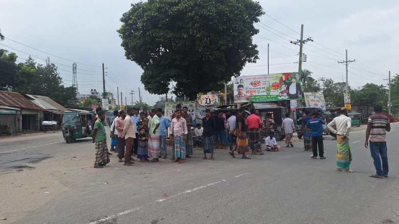 জামালপুরে অটোরিক্সা চালকদের অর্ধদিবস ধর্মঘট