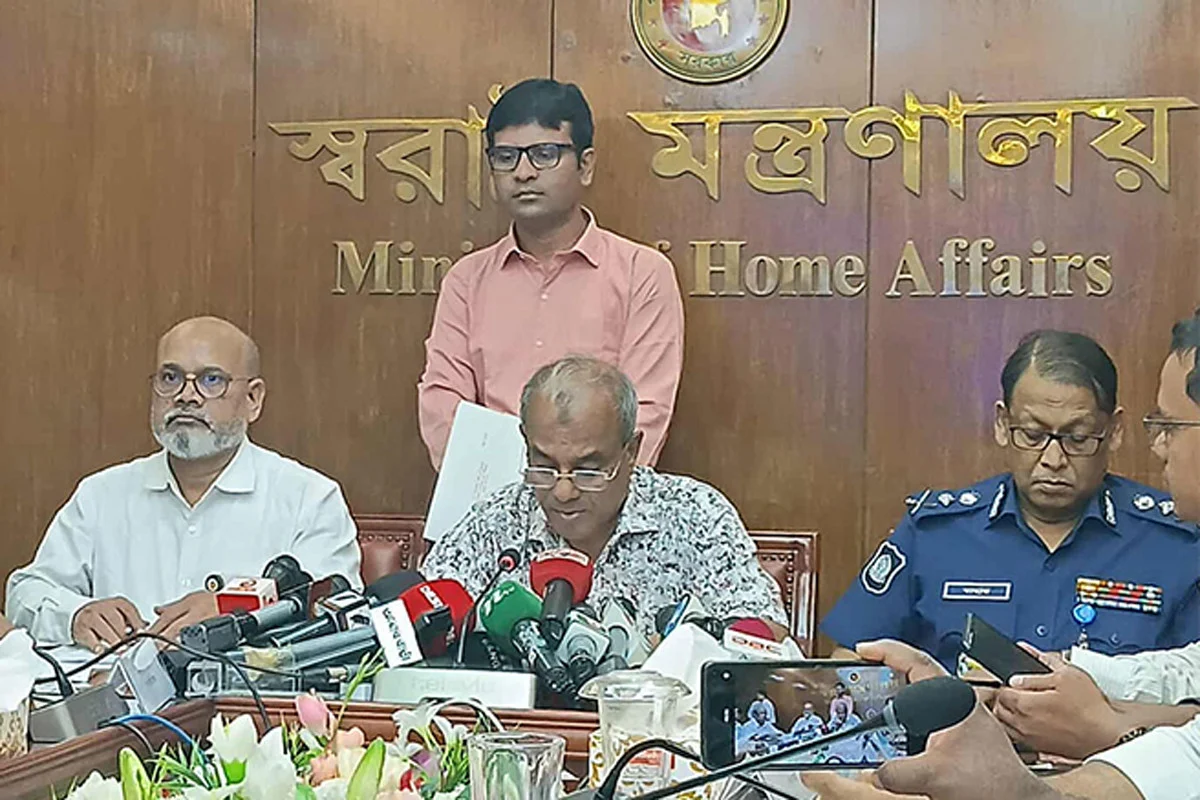 আইনশৃঙ্খলা বাহিনী মাঠে থাকবে ২৪ সেপ্টেম্বর থেকে : স্বরাষ্ট্র উপদেষ্টা