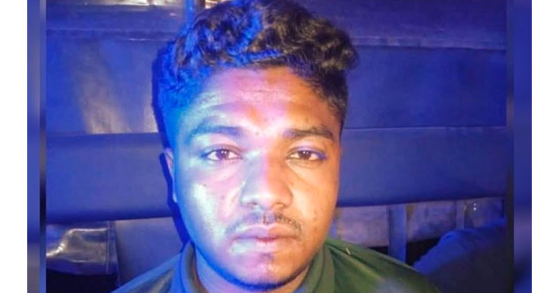 স্কুলছাত্রী ধর্ষণের অভিযোগে  বাসচালক আটক