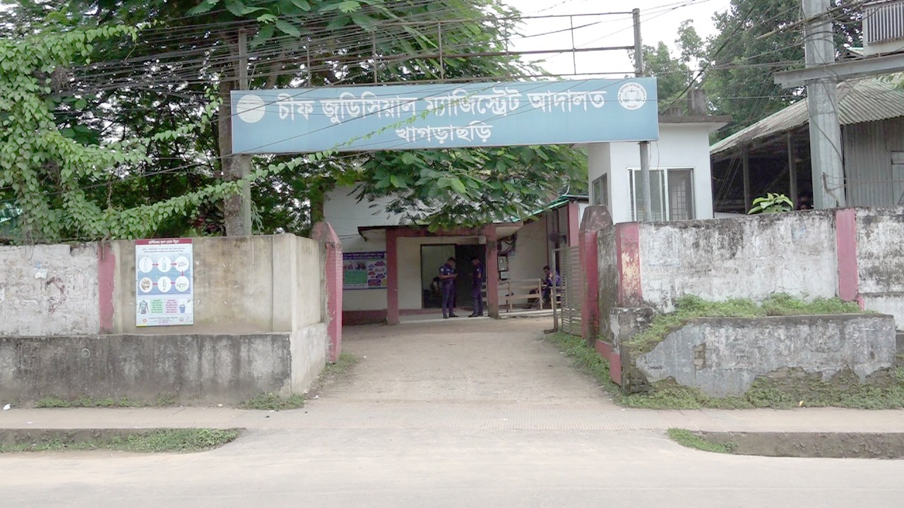 খাগড়াছড়ি প্রেসক্লাবের সাধারণ সম্পাদককে হত্যাচেষ্টা