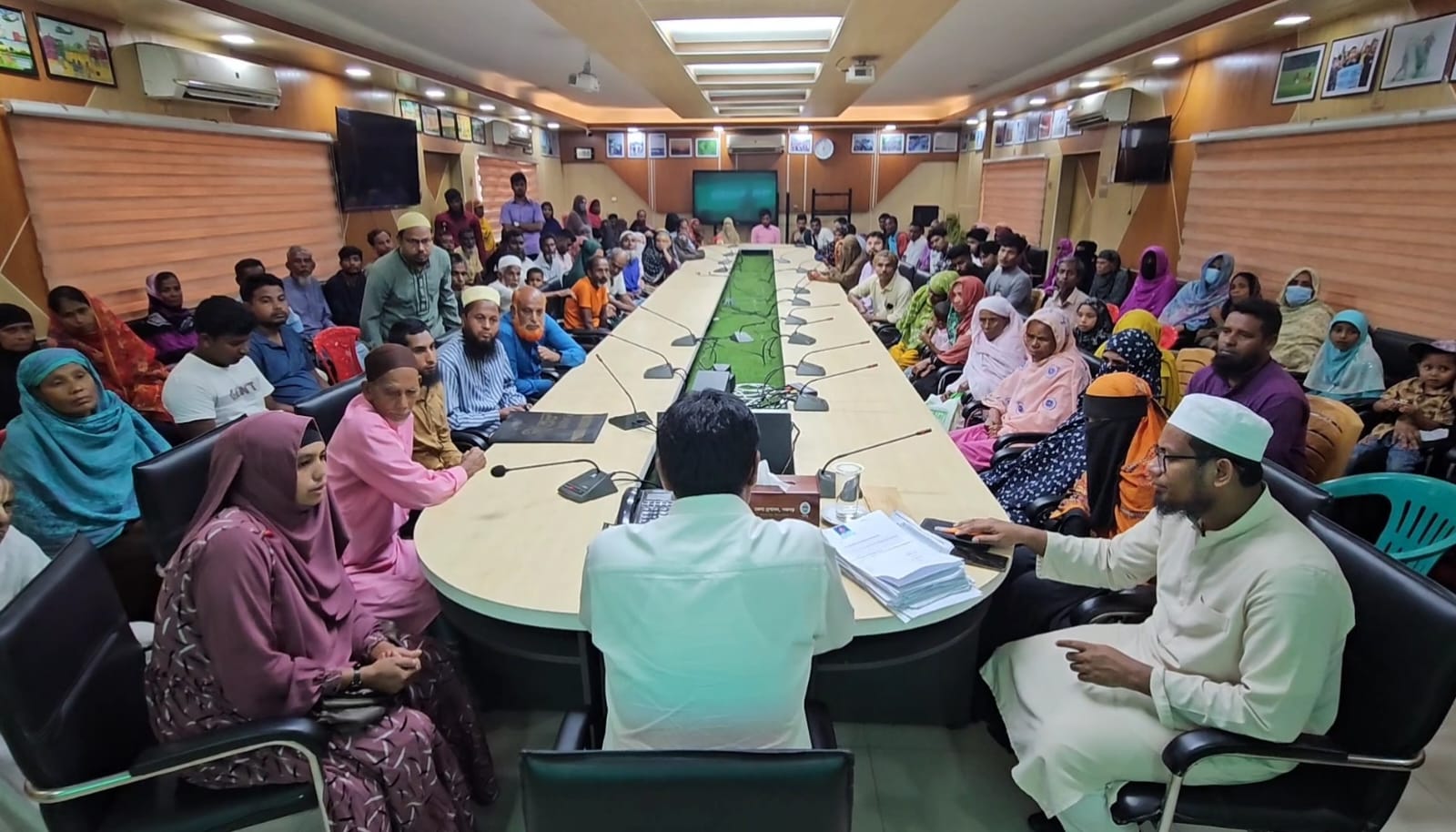 পঞ্চগড়ে জনগণের মুখোমুখি প্রশাসক, জনপ্রিয় হয়ে উঠছে গণশুনানি