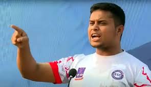 “ইসি ‘মেরুদণ্ডহীন’, সুষ্ঠু নির্বাচন দিতে পারবে না”