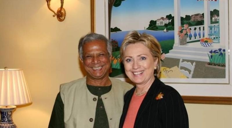 ড. ইউনূস নিপীড়নের ছায়া থেকে বাংলাদেশকে মুক্ত করছেন: হিলারি