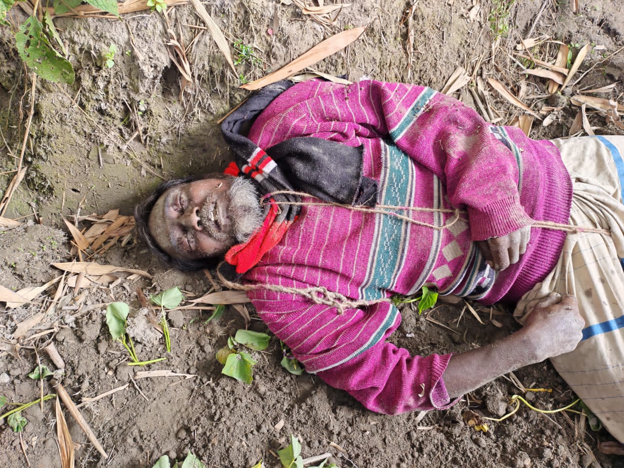 ডিমলায় রশি প্যাঁচানো অবস্থায় লাশ উদ্ধার