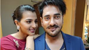 সিনেমা ছেড়ে দেওয়ার সিদ্ধান্ত অনন্ত-বর্ষার