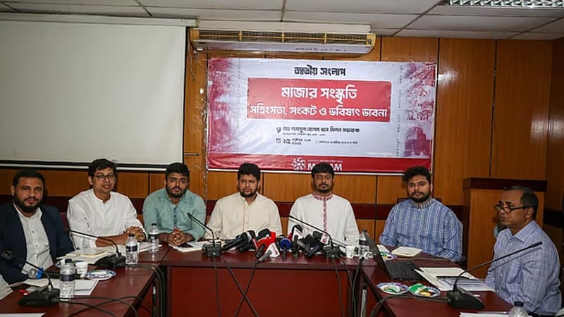 গণঅভ্যুত্থানে রাজনৈতিক ফ্যাসিবাদ গেলেও সামাজিক ফ্যাসিবাদ রয়ে গেছে: মাহফুজ