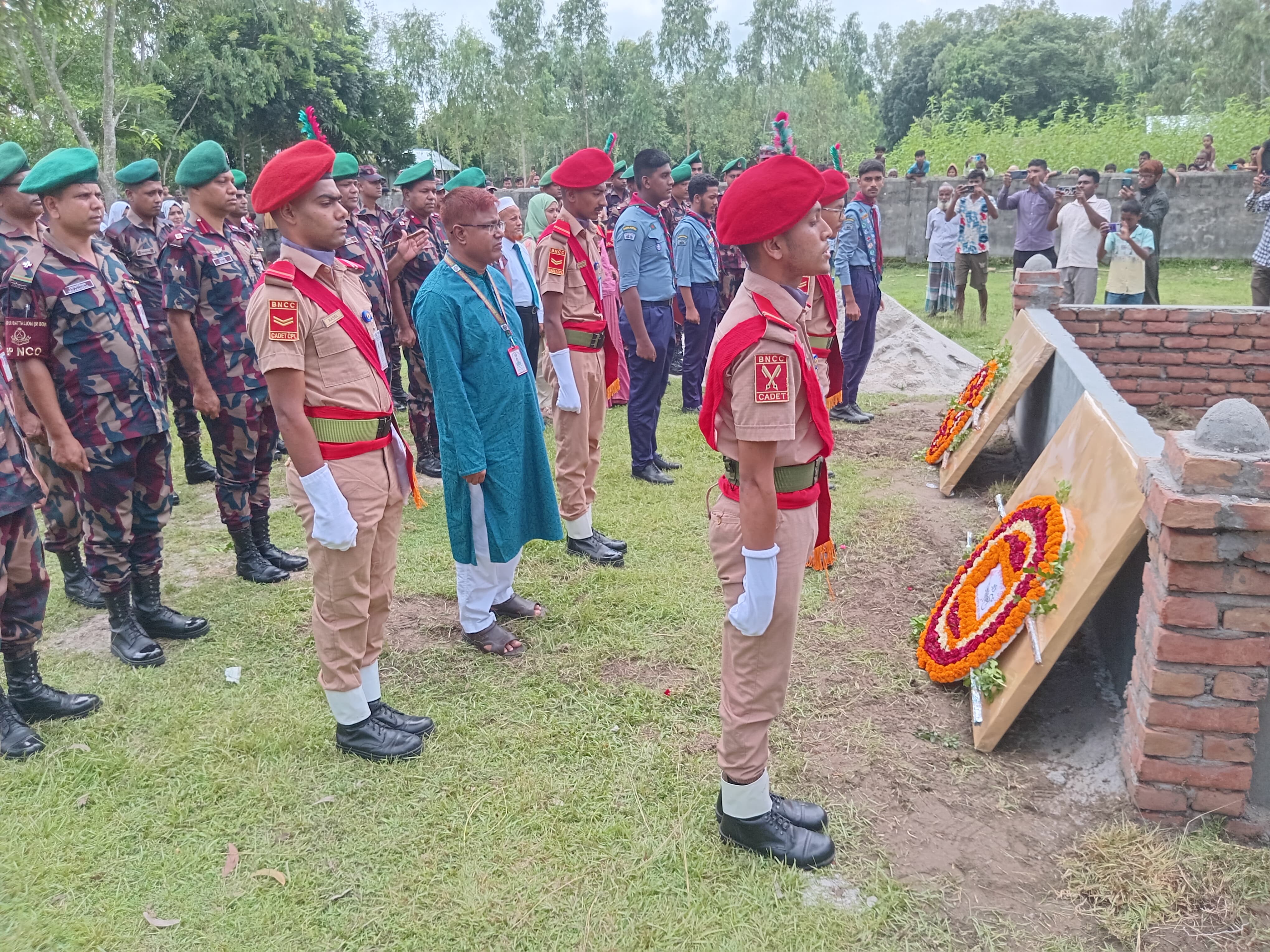 শিক্ষিকা মাহেরীন চৌধুরীর সমাধিতে বিজিবির শ্রদ্ধার্ঘ্য