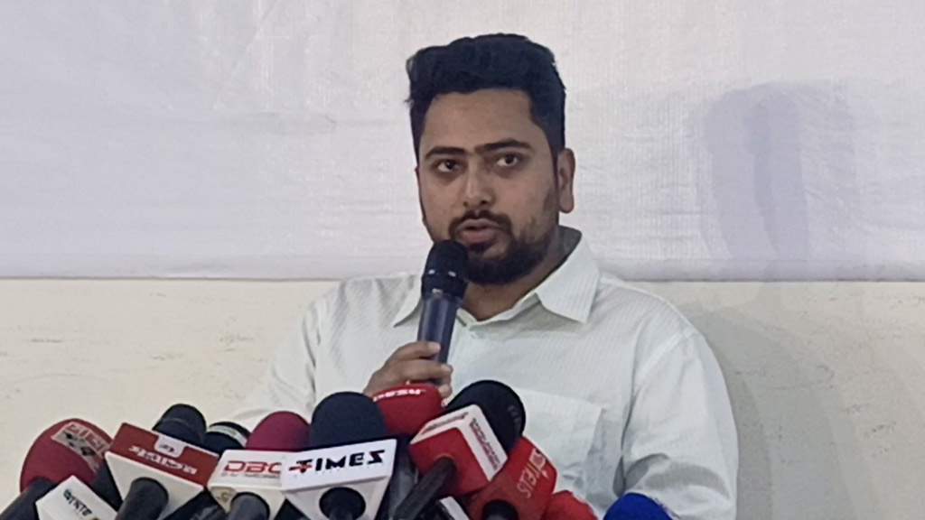 ৩০০ আসন ধরে এগোচ্ছি, প্রার্থী তালিকা এ মাসেই : নাহিদ ইসলাম