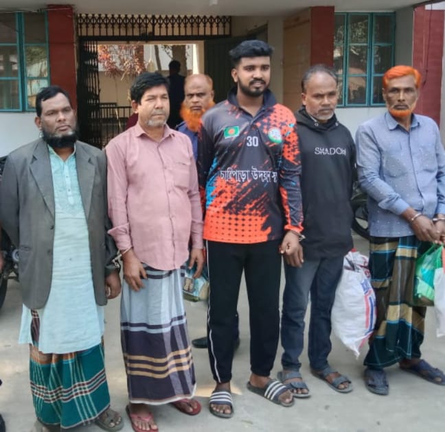 মানিকগঞ্জে সাটুরিয়া ও শিবালয়ে নাশকতার ঘটনায় দুই মামলা, ৯ জন গ্রেফতার