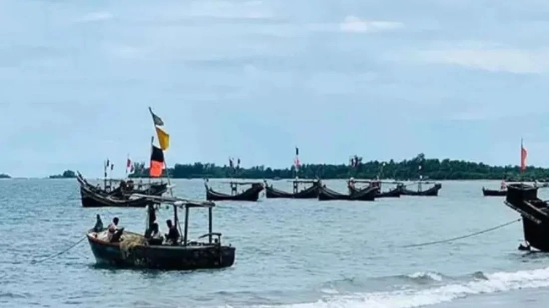 আবারও  ৬ জেলেকে ধরে নিয়ে গেলো আরাকান আর্মি