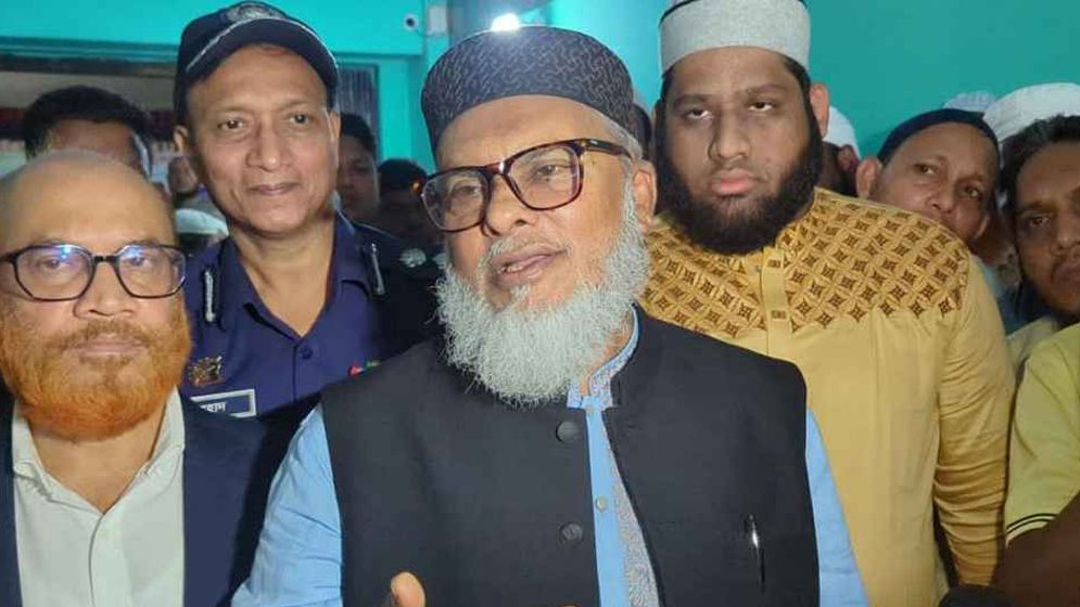 নির্বাচিত সরকারকে দায়িত্ব বুঝিয়ে দিয়ে স্বাভাবিক এক্সিট চাই: ধর্ম উপদেষ্টা