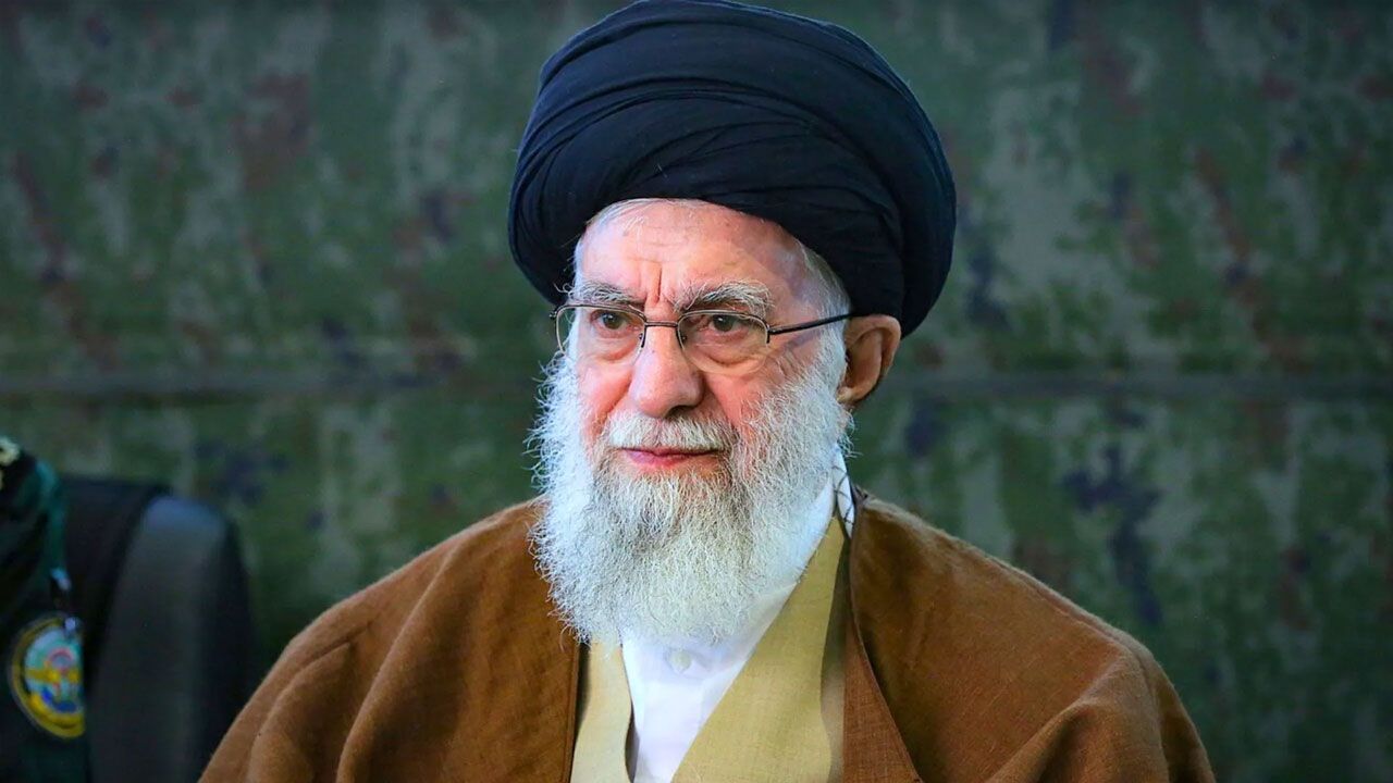 ইরানের খামেনিকে লক্ষ্যবস্তু করার হুমকি, বিদেশি এজেন্ট সক্রিয়: গোয়েন্দা মন্ত্রণালয়