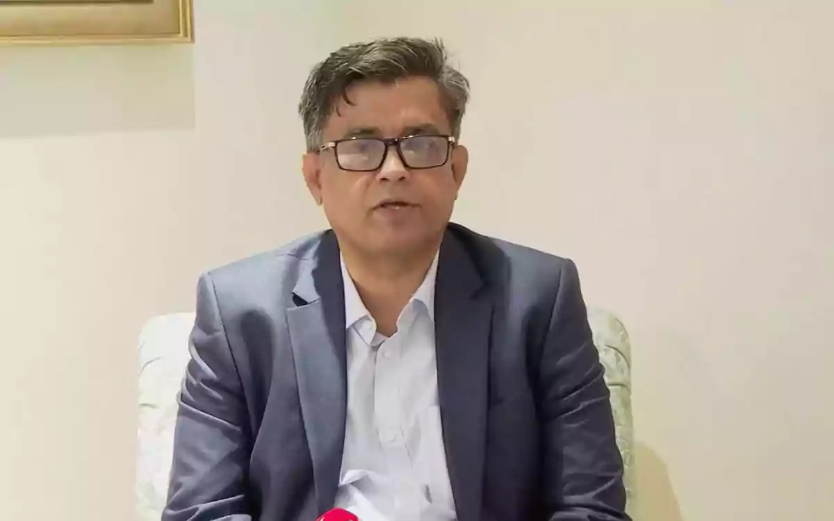 সরকারের বাধা নেই, দেশে ফিরতে পারেন তারেক রহমান: প্রেসসচিব