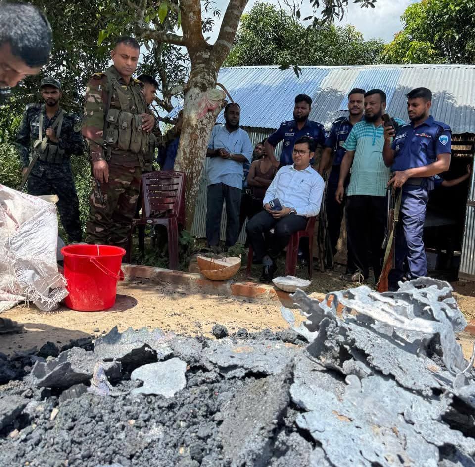 রামগড়ে অবৈধ সিসা কারখানায় জরিমানা, বন্ধ ঘোষণা
