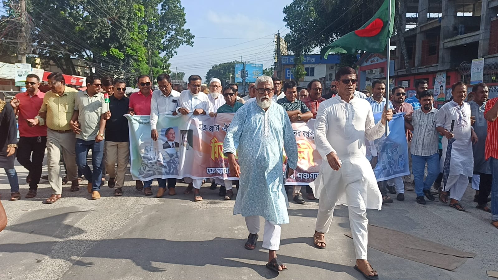গণ-অভ্যুত্থানের  বর্ষপূর্তি উপলক্ষ্যে পঞ্চগড় জেলা বিএনপির বিজয় মিছিল