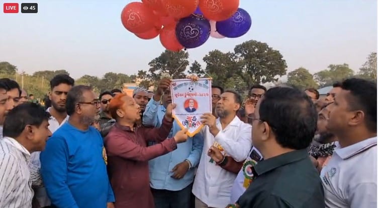 ডোমারে আরাফাত রহমান কোকো স্মৃতি ফুটবল টুর্নামেন্ট শুরু