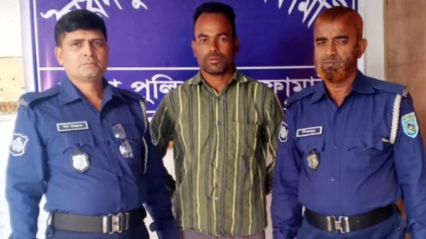 সৈয়দপুরে পলাতক আসামি গ্রেফতার