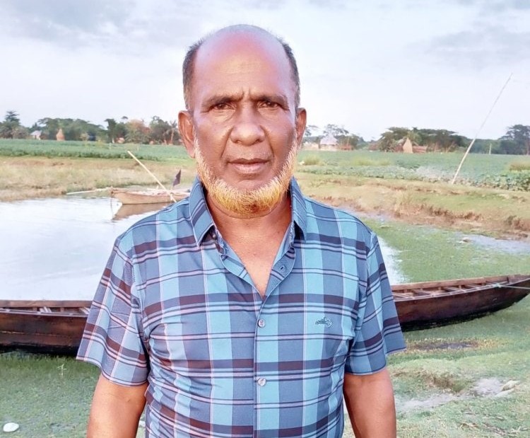 হিজলায় লঞ্চে চাঁদাবাজি ,গণধোলাইয়ের শিকার বিএনপি নেতা!