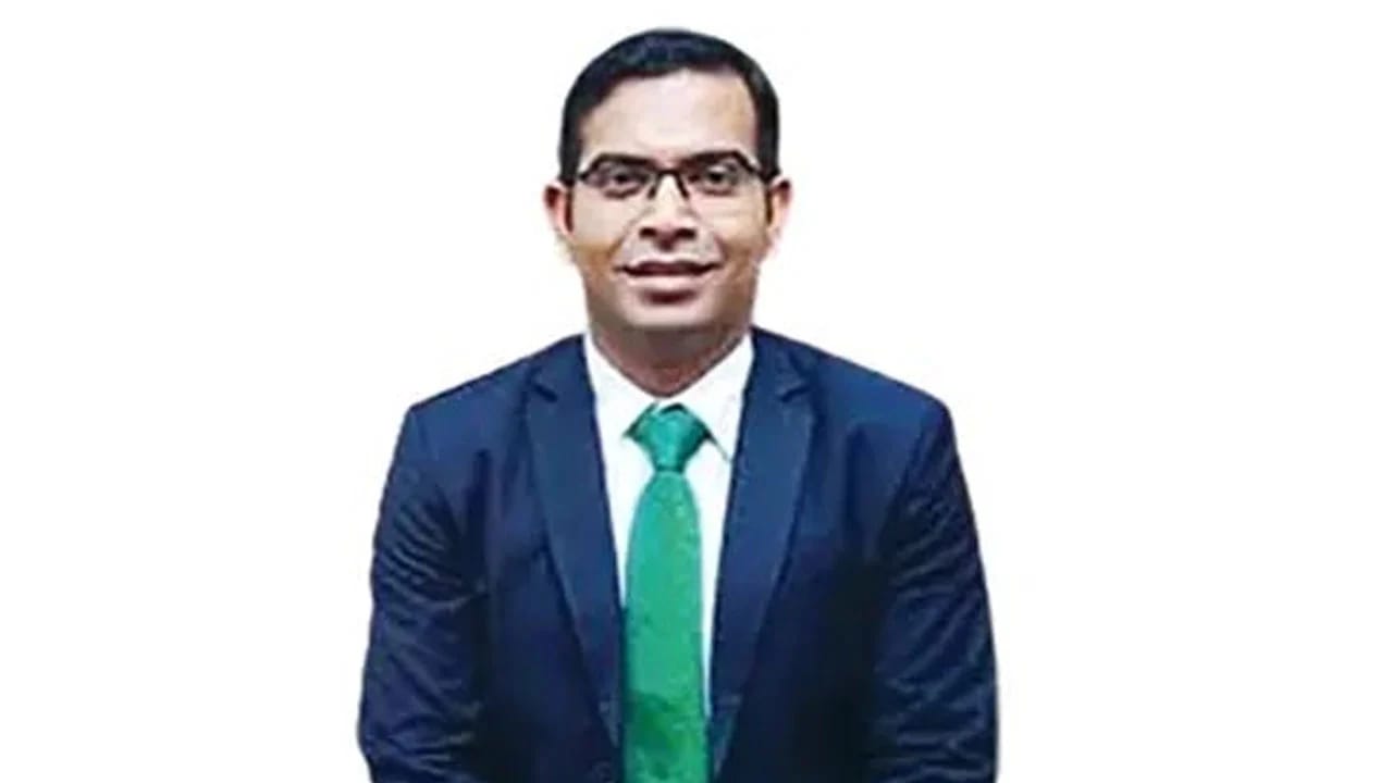 হত্যা মামলার প্রধান আসামির ফেনী পৌরসভার নির্বাহী কর্মকর্তা হিসেবে নিয়োগে ফেনীতে তীব্র ক্ষোভ