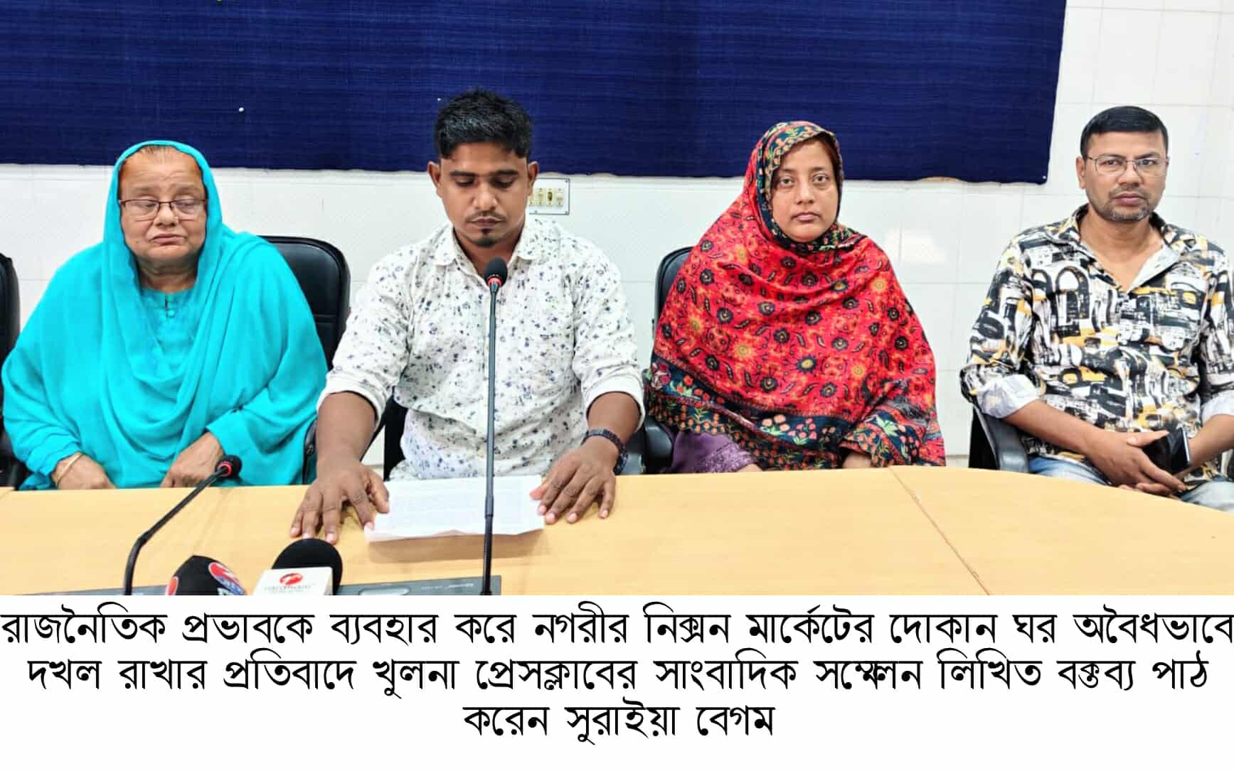 ভাড়াটিয়ার দাপটে নিস্তেজ নিক্সন মার্কেটের দোকানি