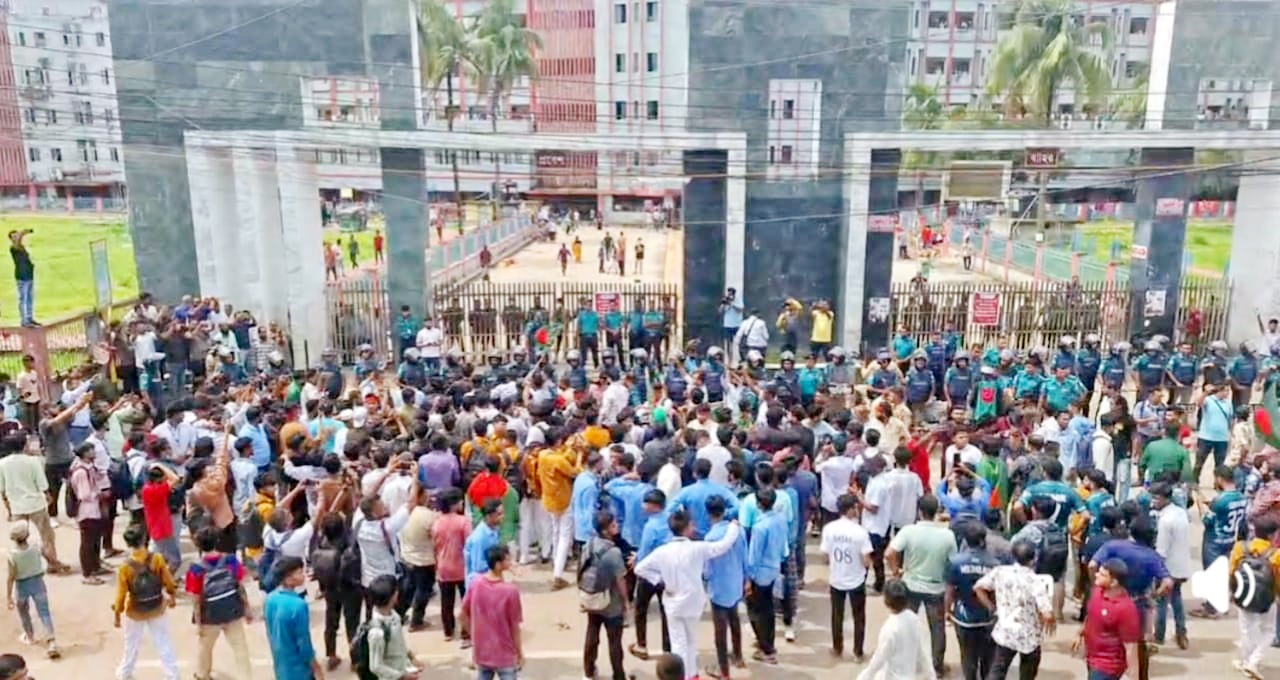 শেবামেকের  সামনে ফের উত্তেজনা