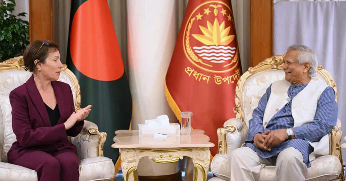 সন্ত্রাসবিরোধী লড়াই আমাদের সর্বোচ্চ অগ্রাধিকার: প্রধান উপদেষ্টা