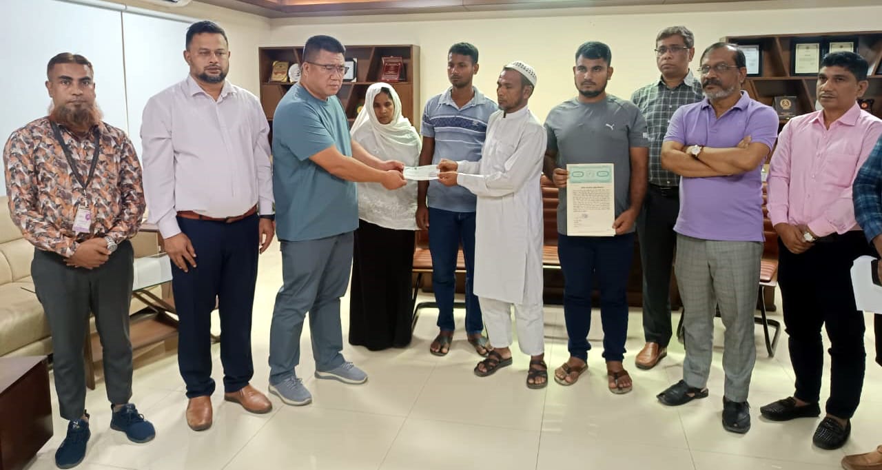 উত্তরা ইপিজেড ট্রাজেডি : নিহতের পরিবারকে আবারও ৫ লাখ সহায়তা