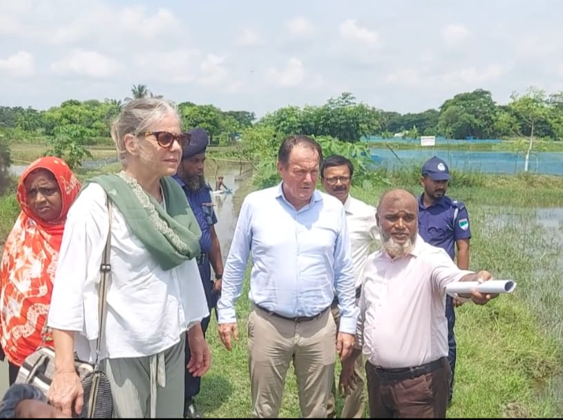 বাগেরহাটে জলাবদ্ধতা নিরসন প্রকল্প পরিদর্শনে নেদারল্যান্ডসের ডেপুটি রাষ্ট্রদূত